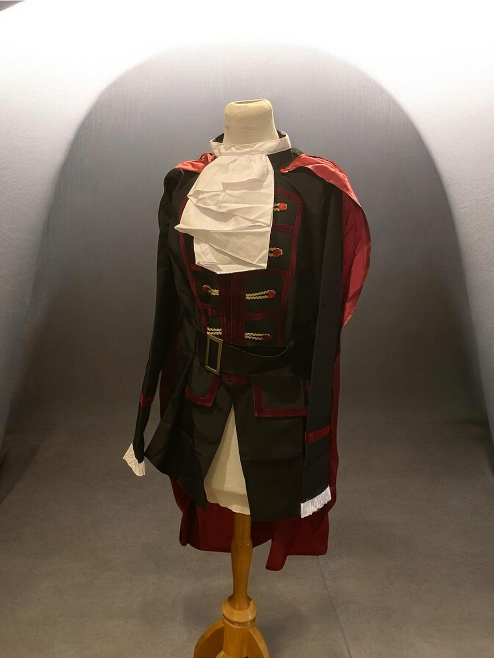 Smiffys Gothic Vampire Costume Jacket Cape Collar